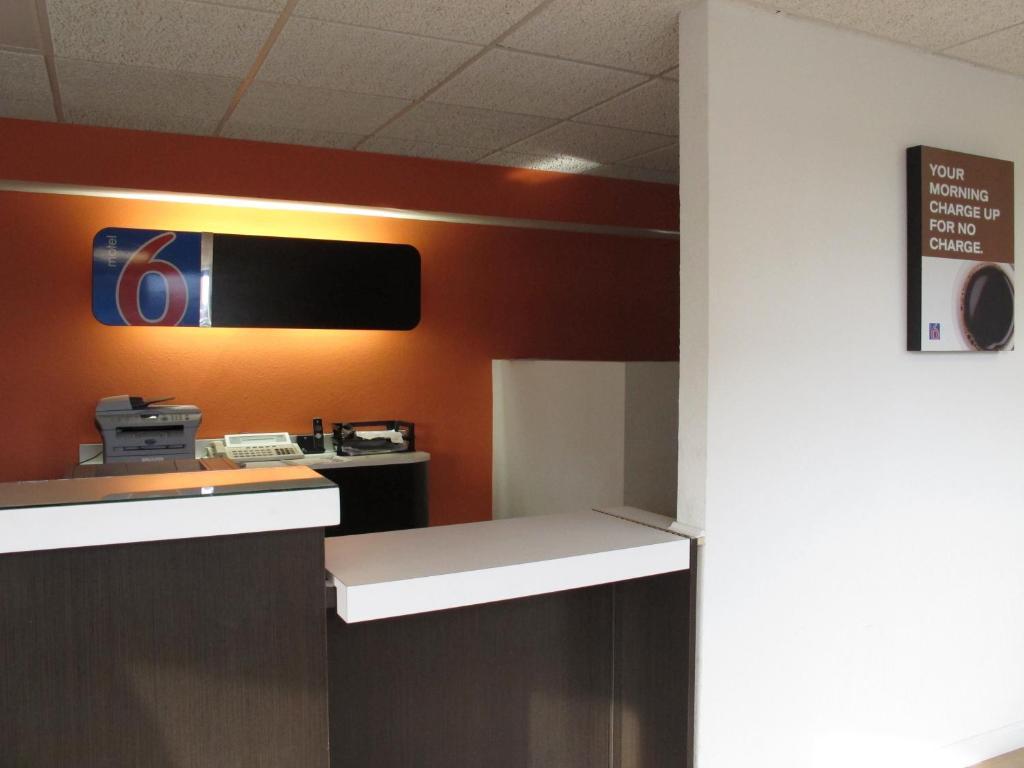 Motel 6 Baltimore Md Eksteriør billede